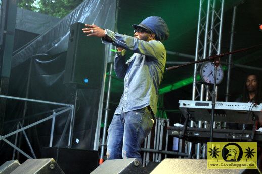Jah Bami (TT) with The Suns Of Dub 21. Reggae Jam Festival - Bersenbrueck 24. Juli 2015 (13).JPG